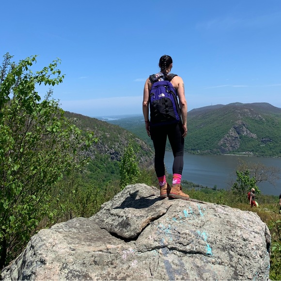 Meet your Posher, JustLayuh - Picture 10 of 11